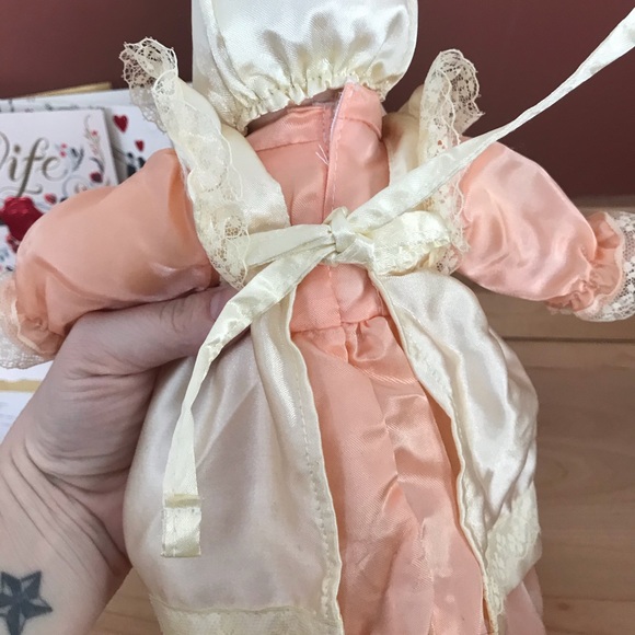 Baby porcelain Doll no box - Picture 3 of 3